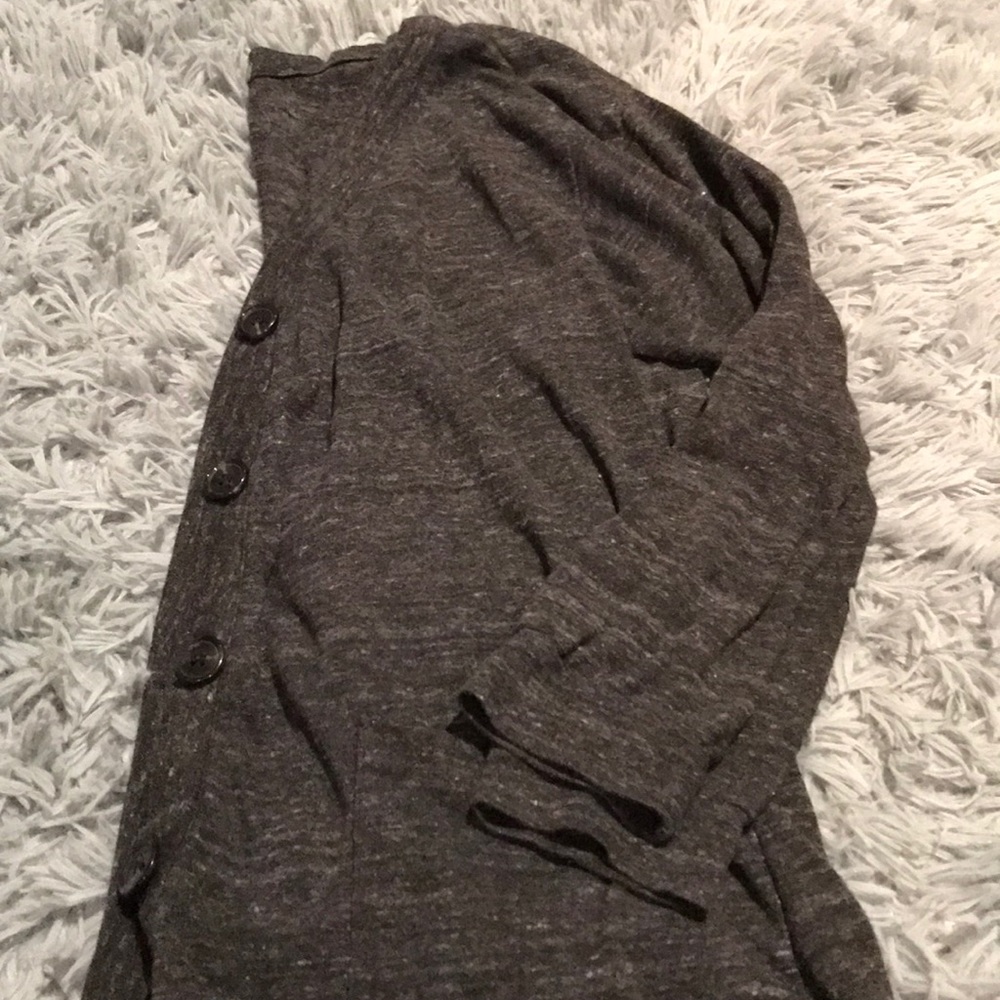 COZY GREY CARDIGAN
