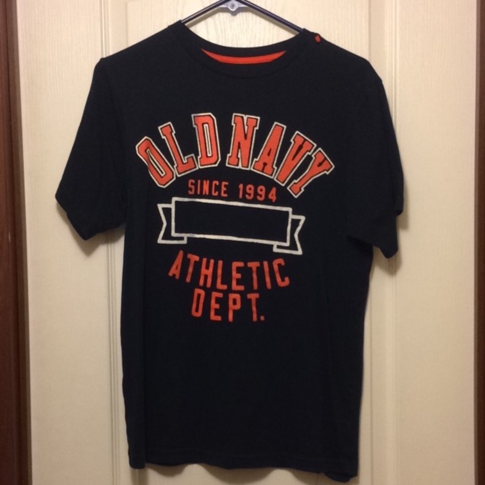 Old Navy Black Boys Tee