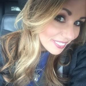 Meet your Posher, Casey