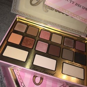 Too faced I want Kandee limited edition palette