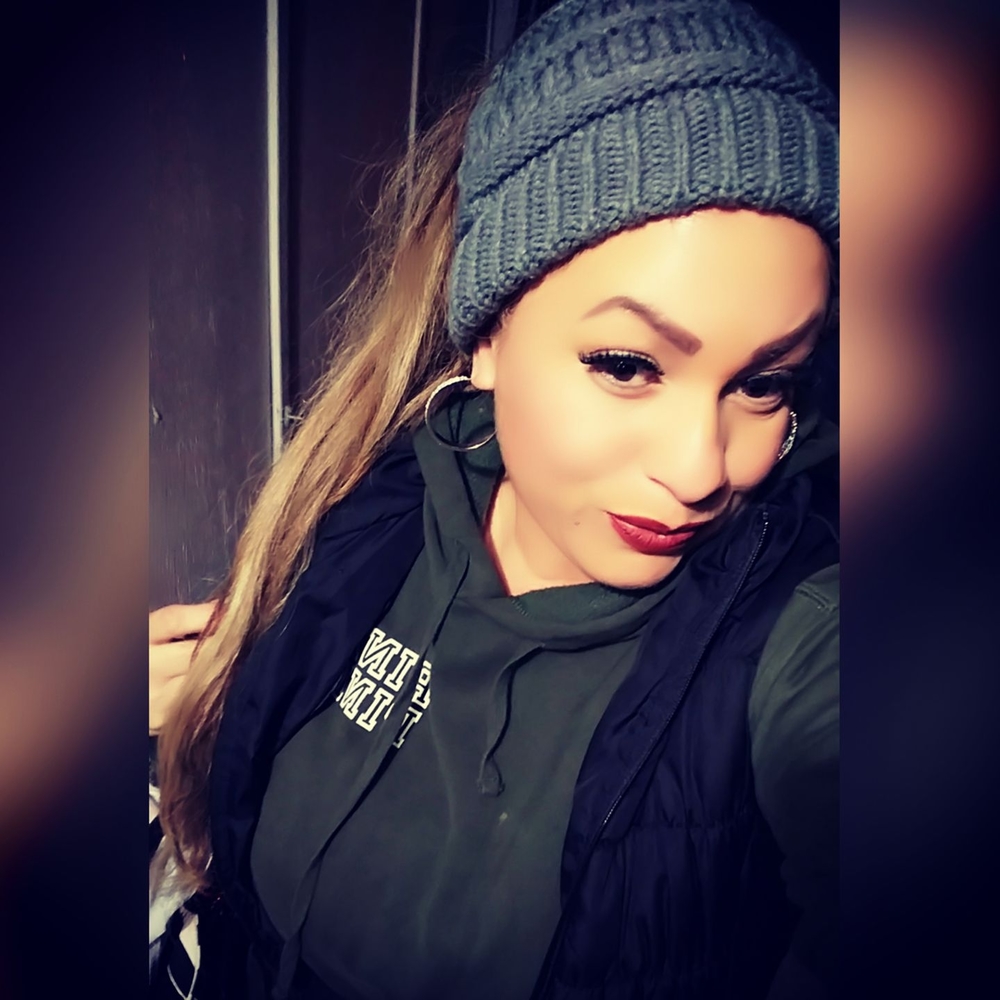 Meet your Posher, Cindy
