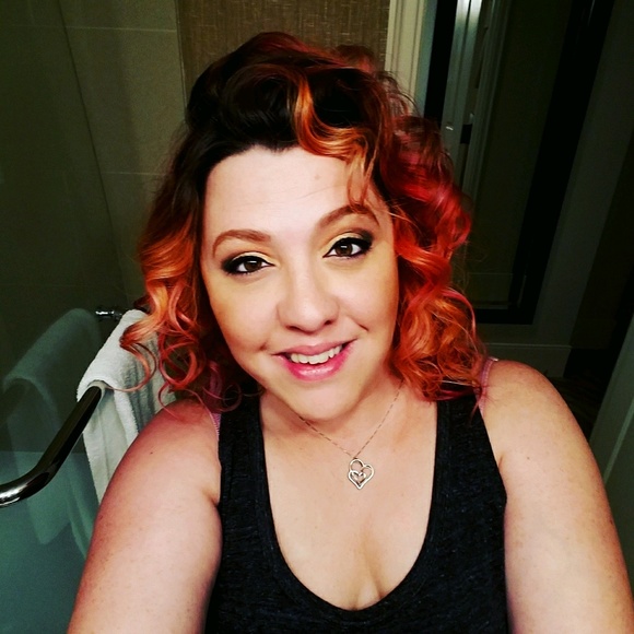 Meet your Posher, Tara - Picture 1 of 1