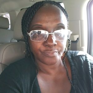 Meet your Posher, Earleen