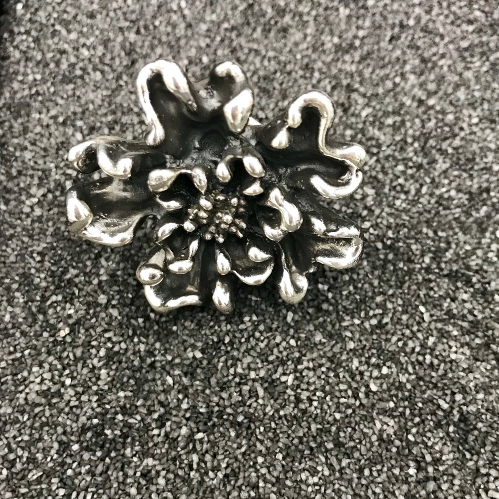 ⛔️SOLD OUT⛔️Statement Ring .925 Sterling Silver - Picture 2 of 8