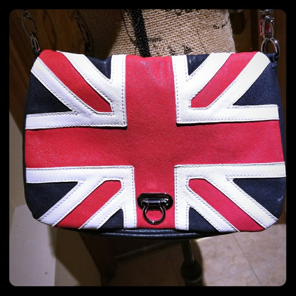 BRITISH FLAG shoulder bag NEW WITHOUT TAGS.
