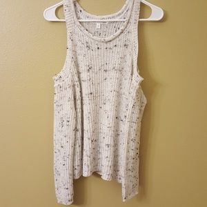 🔴 Closet space Knitted cold shoulder top