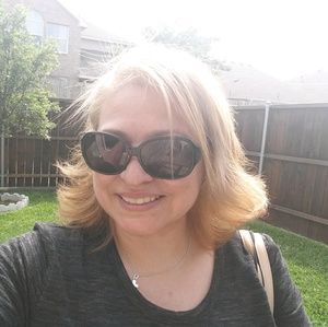 Meet your Posher, Sandra