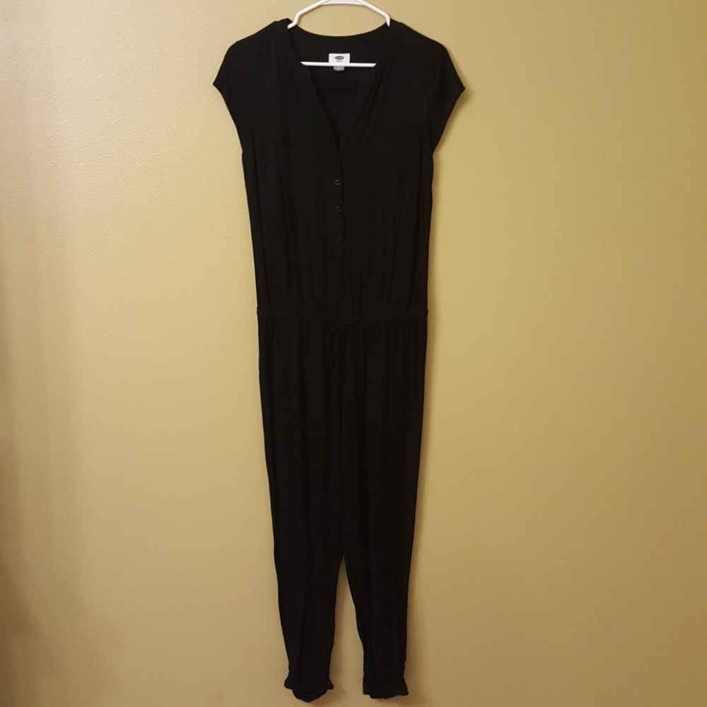3/$18 Old Navy Black Jumpsuit