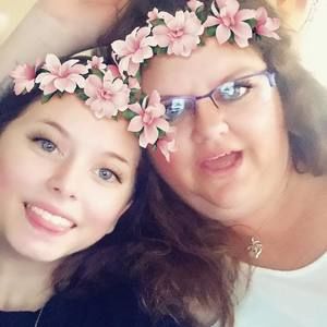 Meet your Posher, Tara