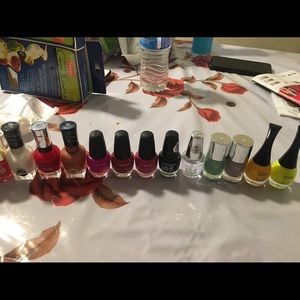 17 Polishes