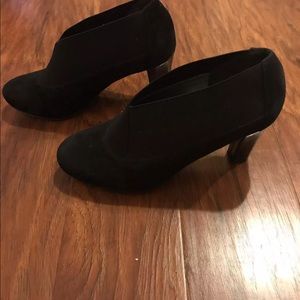 Suede Naturalizer ankle boots high heel Sz 8 EUC