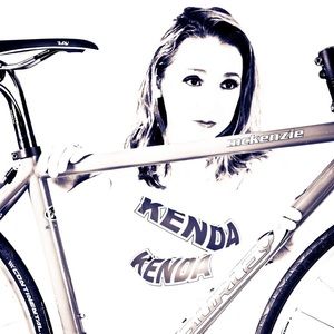 Meet your Posher, Andie