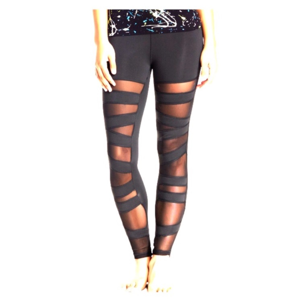 Black panel mesh ballerina yoga leggings