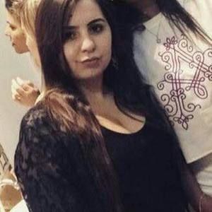 Meet your Posher, Brenda