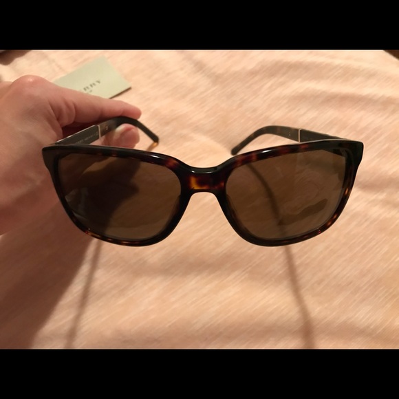 Burberry Tortoise Sunglasses main image 6