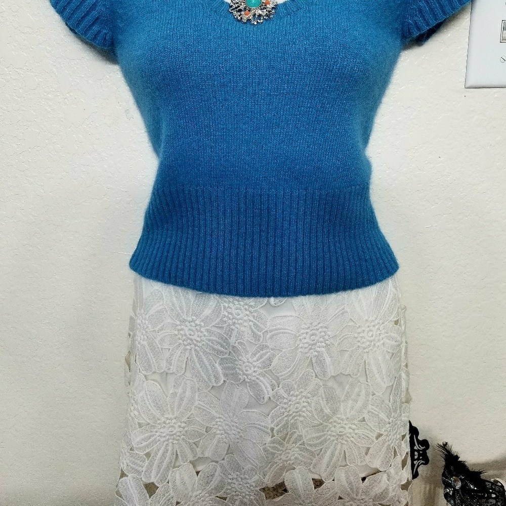 🆕️ De phil LACE Skirt