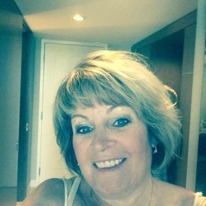 Meet your Posher, Laurie