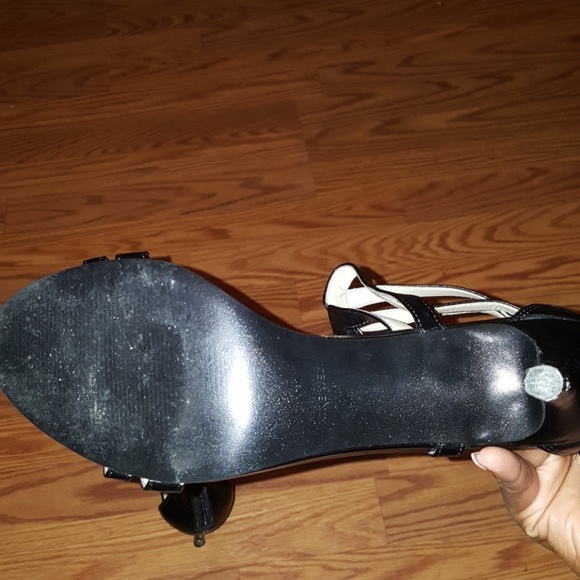 Black heeled sandals - Picture 5 of 5