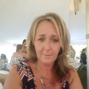 Meet your Posher, Cassandra