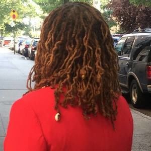 Meet your Posher, Denise