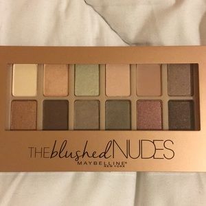 Eyeshadow pallet maybelline New York