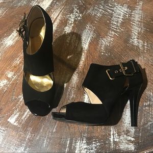 Nine West black suede open toe booties heels SZ 9
