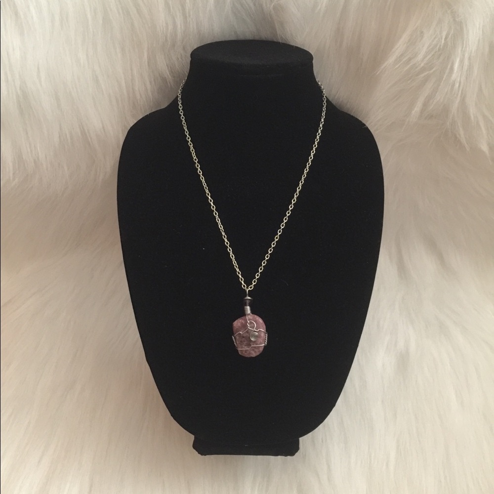 💞Wire Wrapped Rhodonite Necklace💞 - Picture 2 of 3