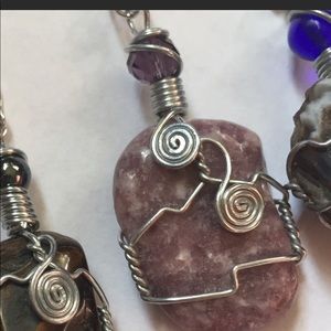 💞Wire Wrapped Rhodonite Necklace💞