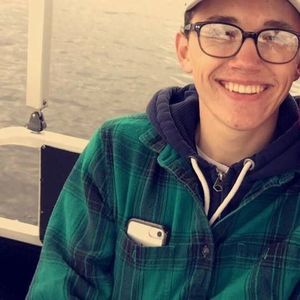 Meet your Posher, Collin