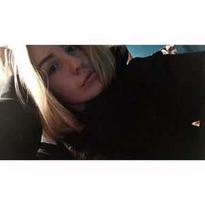 Meet your Posher, Corrina