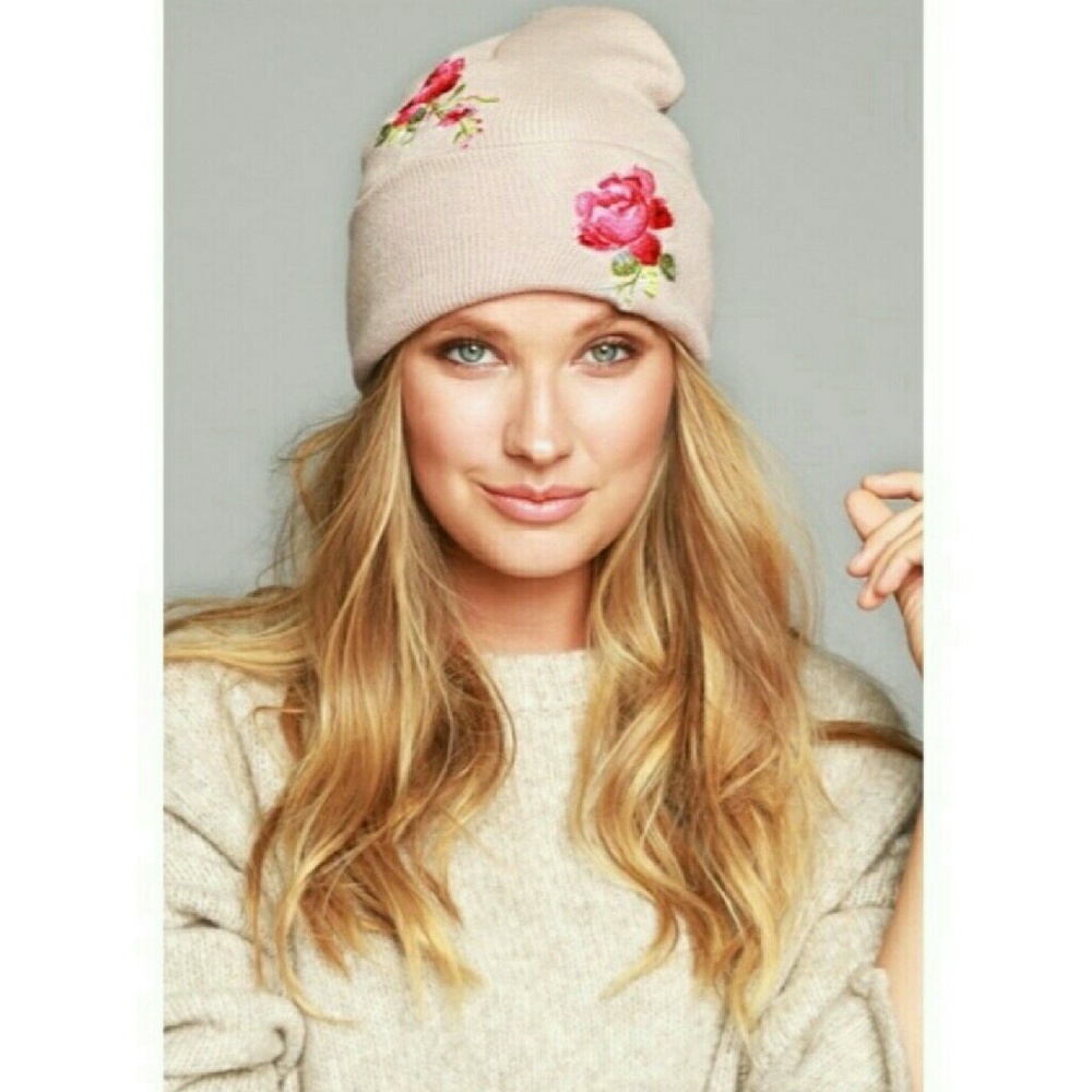 ❄HP❕ Dusty Pink 🌹 embroidered Knit Beanie hat - Picture 3 of 6