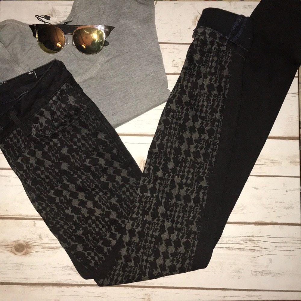 Offers=💫🛍💞Vigoss Studio printed jeans NWOT