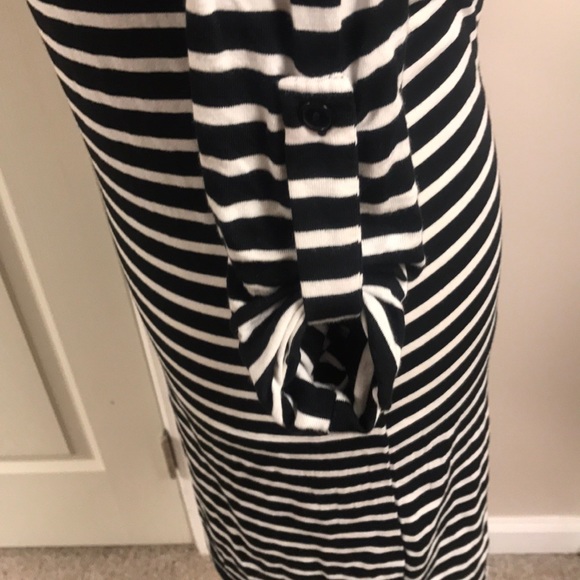 Black and White Knit Dress 3/4 Sleeve. - Picture 2 of 3