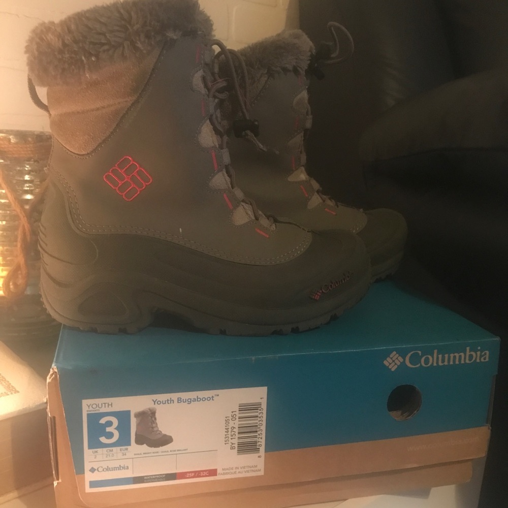 Columbia snow boots