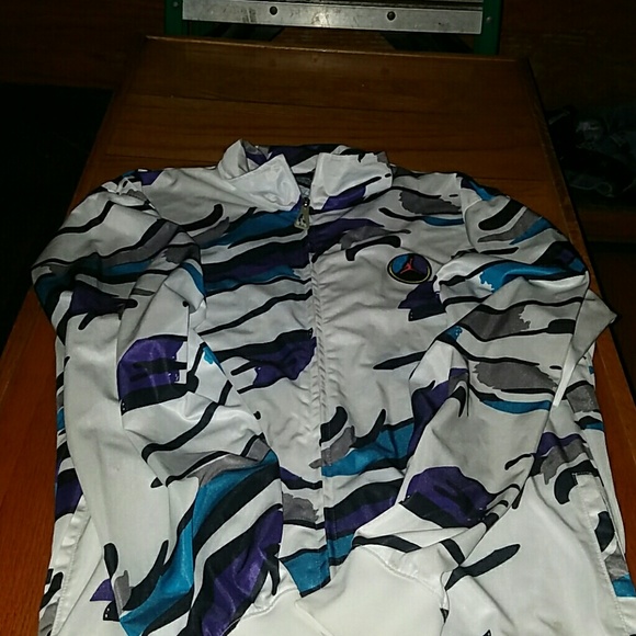 jordan retro 8 jacket