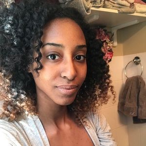 Meet your Posher, Stephanie