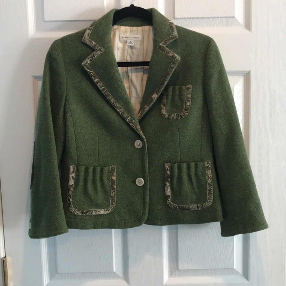 Cropped 3/4 Sleeve blazer
