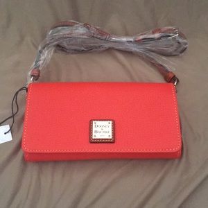 Dooney & Bourke Daphne Crossbody Wallet