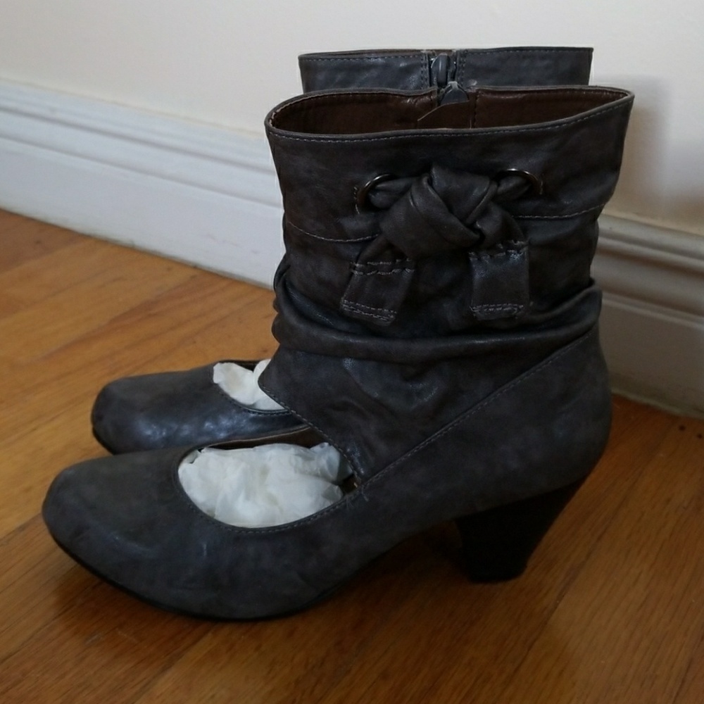 Stylish Zip Up Bow Heels Shoes