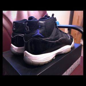 Air Jordan Retro 11 Space Jams 2016 Release