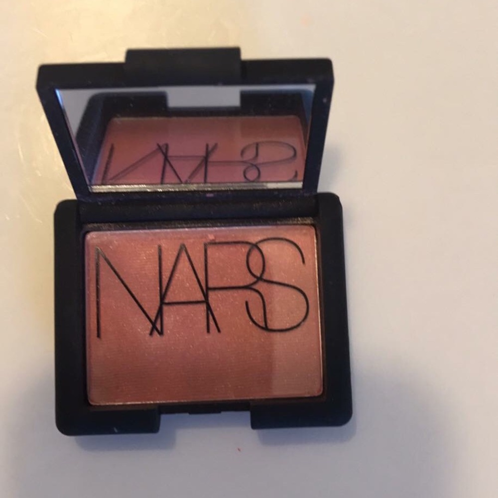 NARS mini blush in Goulue