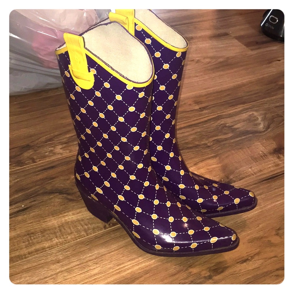 Stadium stompers size 9