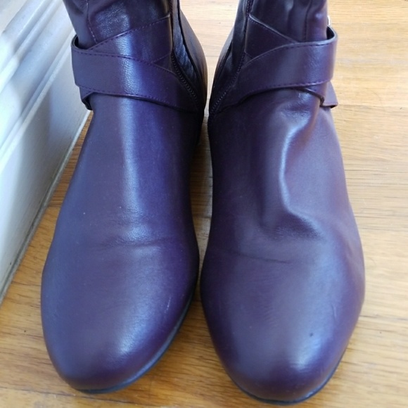 Women Purple Half Zip Up Boots - Picture 2 of 5