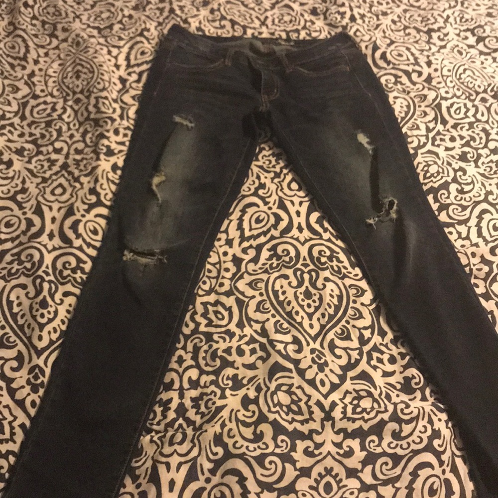 American eagle distressed begging