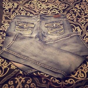 Maurices jeans