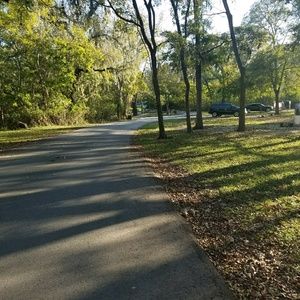 Meet your Posher, Lina