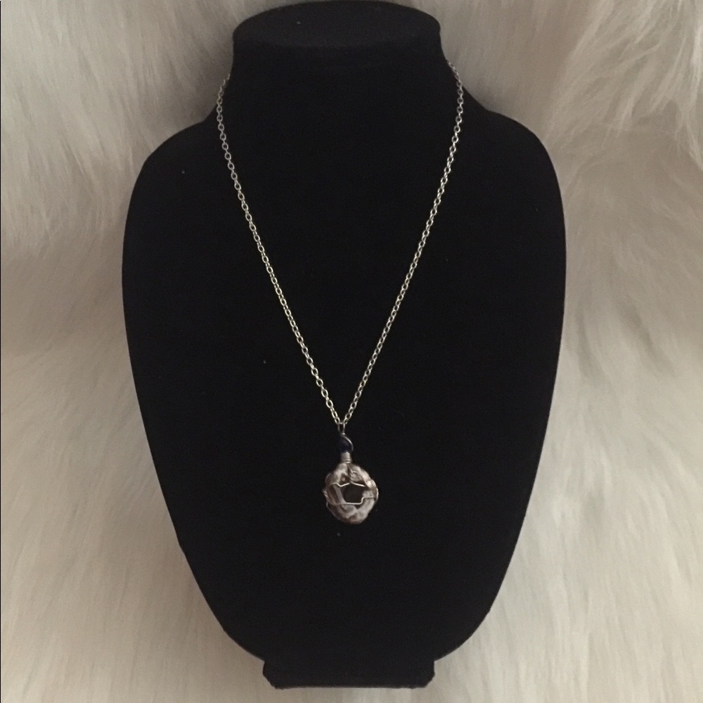 💞Wire Wrapped Geode Necklace💞 - Picture 3 of 5