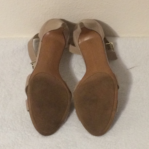 Kelly & Kate Heeled Sandals - Picture 4 of 4