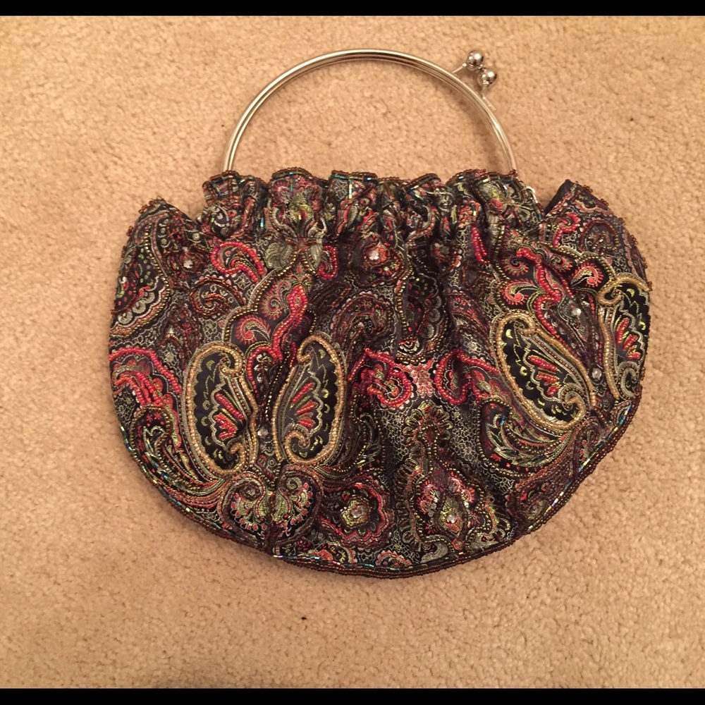 Sequence purse