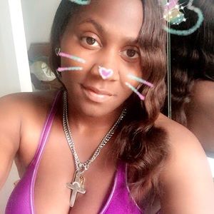 Meet your Posher, Danisha